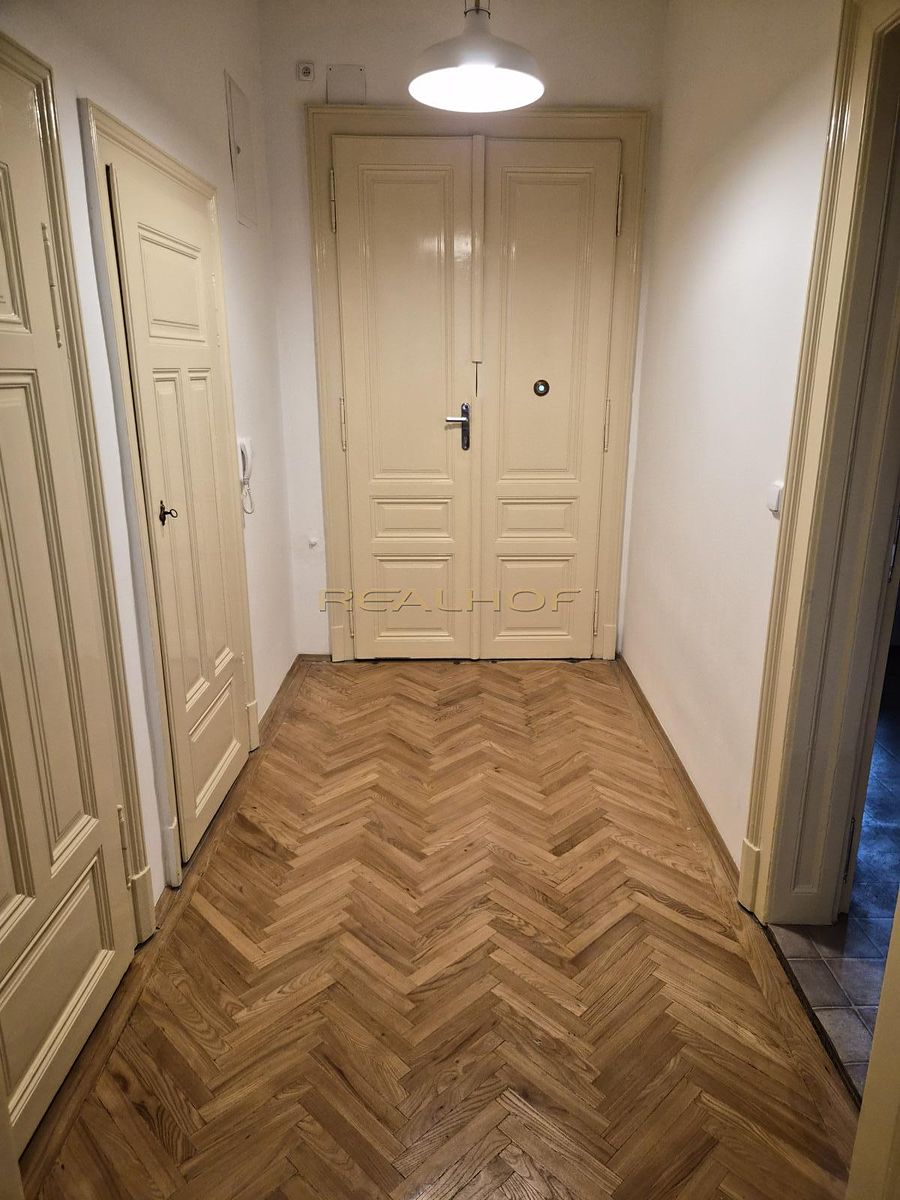 Pronájem bytu 2+1 75 m² – fotografie 4
