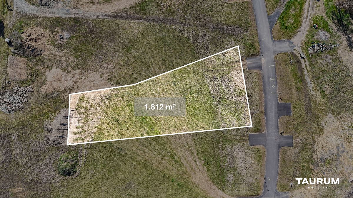 Prodej stavebního pozemku 1812 m², Pařezov – fotka 1 z 3
