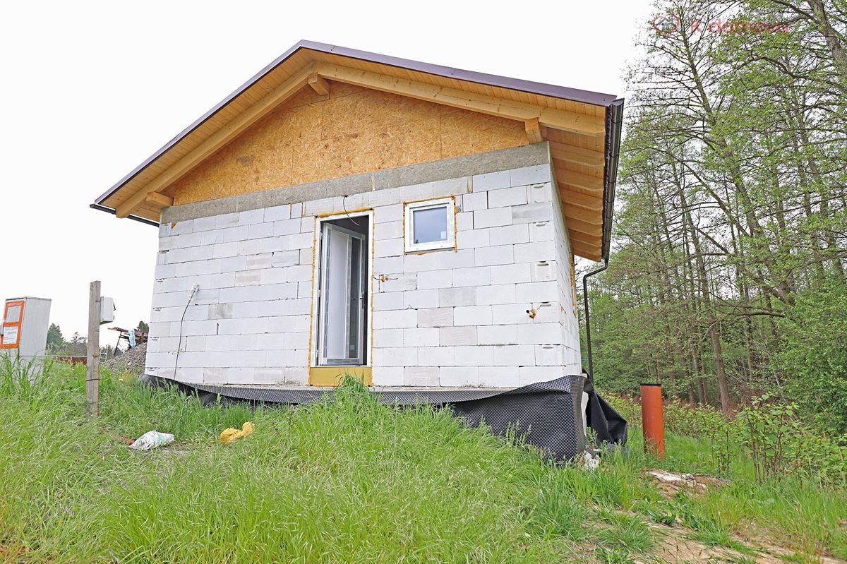 Prodej rodinného domu 36 m², pozemek 755 m²