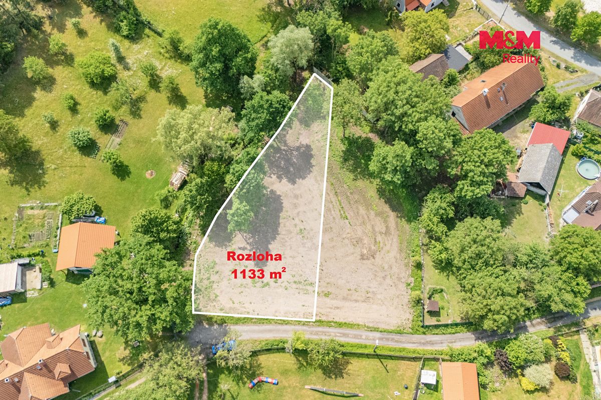 Prodej stavebního pozemku 1133 m² – fotografie 2