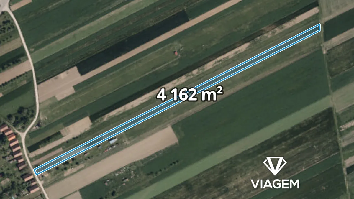 Prodej podílu 1/2 pole 2081 m²