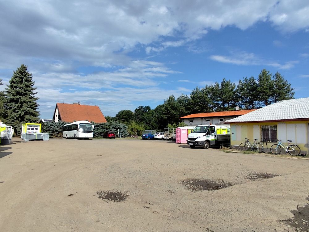 Pronájem obchodního prostoru 600 m² – fotografie 3