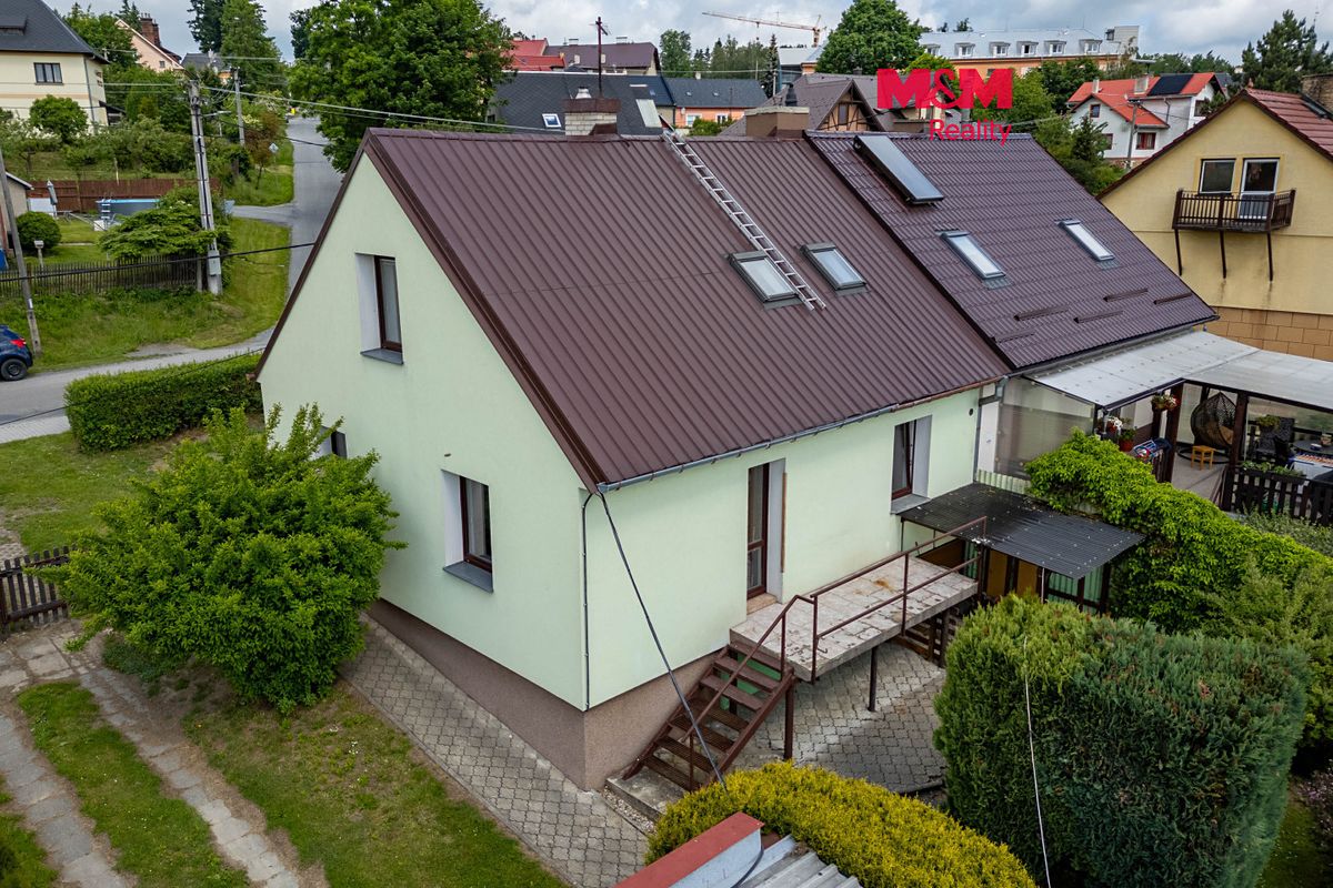 Prodej rodinného domu 110 m², pozemek 757 m²
