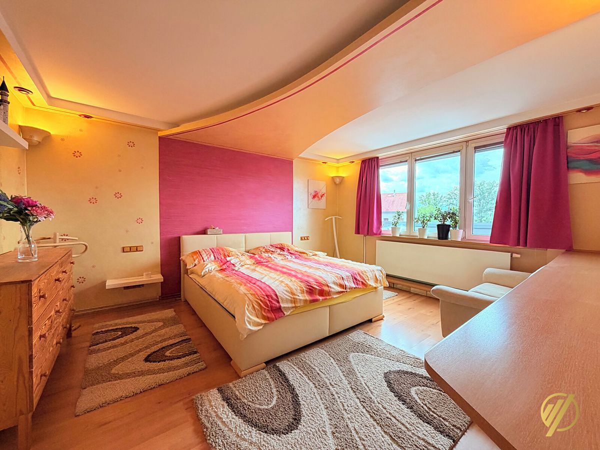 Pronájem bytu 3+kk 92 m² – fotografie 5