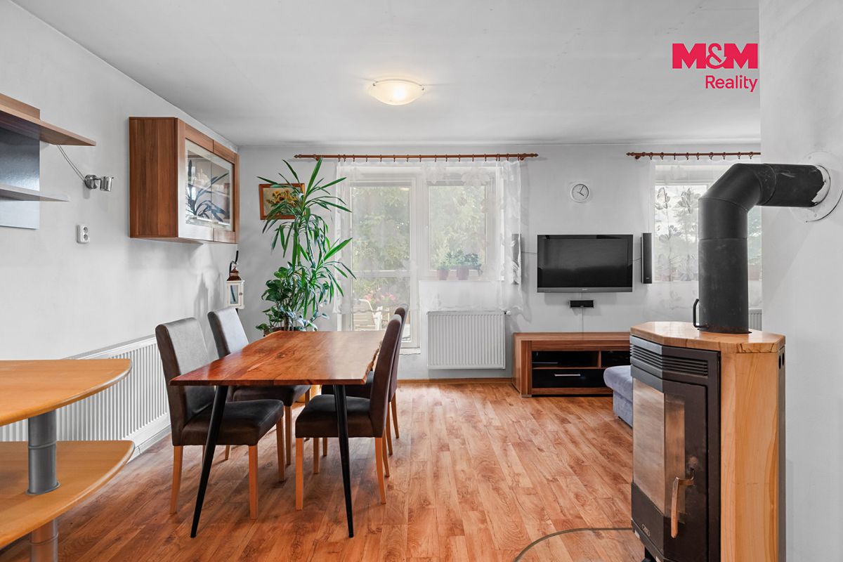 Prodej rodinného domu 106 m², pozemek 1208 m² – fotografie 3