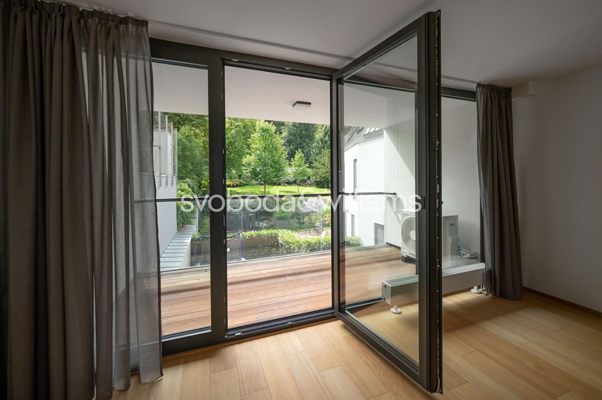 Pronájem bytu 3+kk 118 m² – fotografie 3