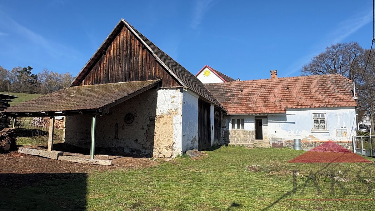 Prodej rodinného domu 65 m², pozemek 562 m² – fotografie 3