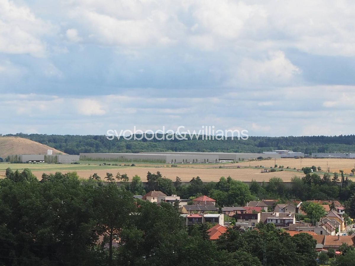 Pronájem skladového prostoru 37249 m²