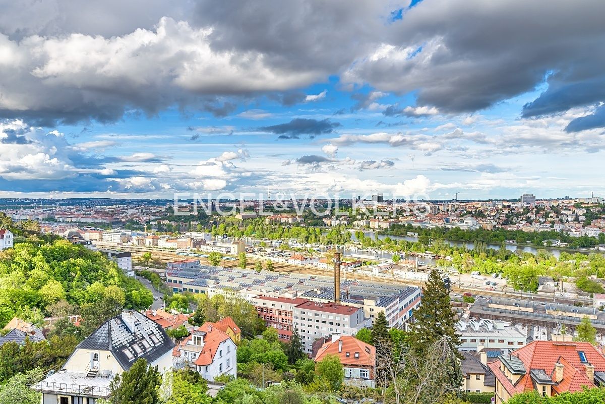 Pronájem bytu 5+kk 190 m² – fotografie 4