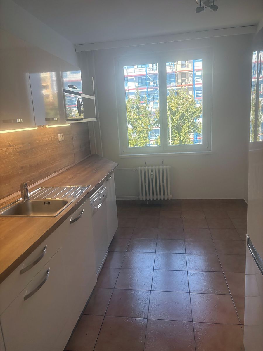 Pronájem bytu 3+1 79 m²