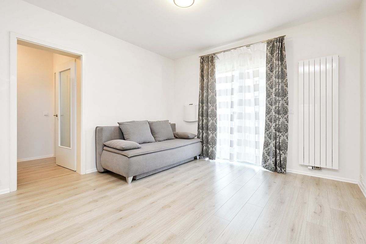 Pronájem bytu 2+kk 41 m² – fotografie 3
