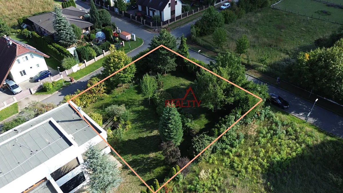 Prodej stavebního pozemku 802 m²