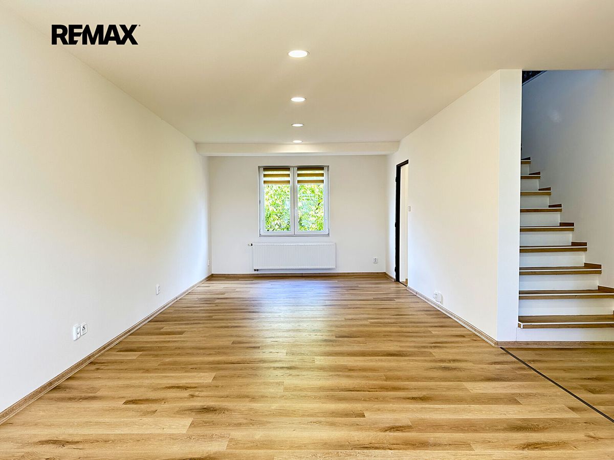 Prodej rodinného domu 152 m², pozemek 229 m² – fotografie 3