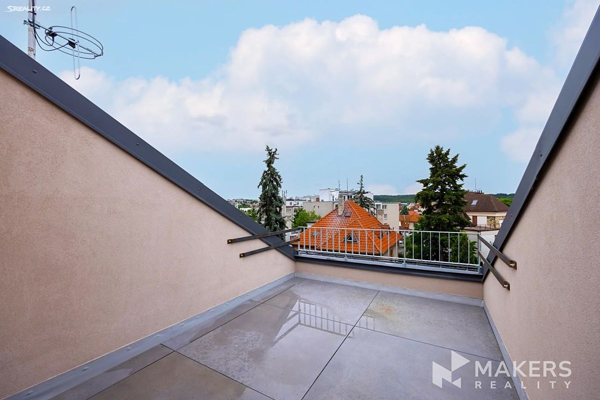 Pronájem bytu 3+kk 112 m² – fotografie 3