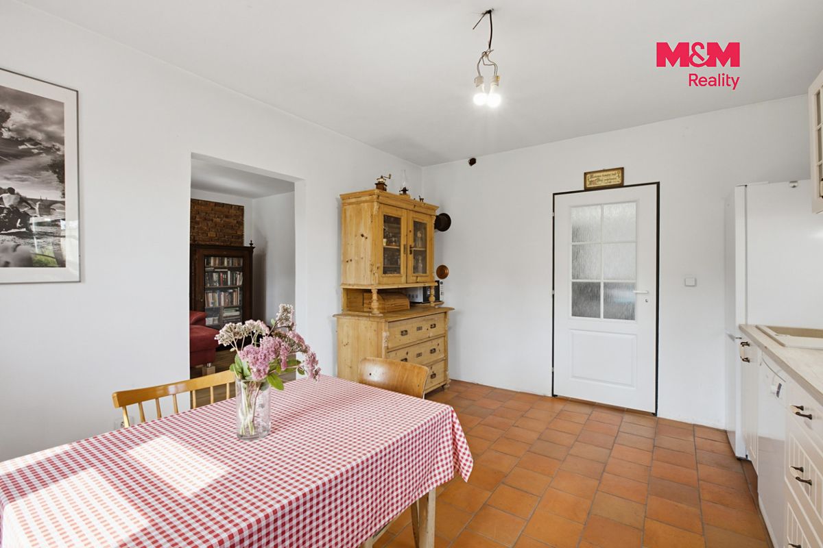 Prodej rodinného domu 90 m², pozemek 569 m² – fotografie 5
