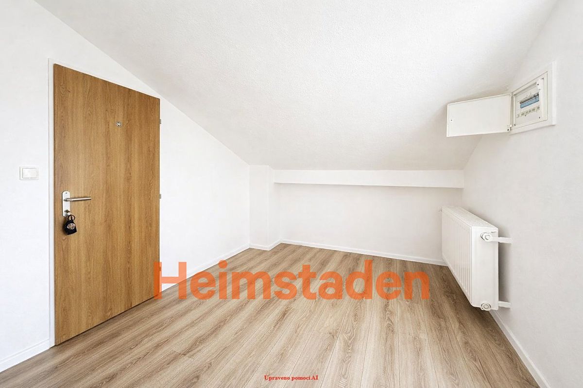 Pronájem bytu 4+kk 124 m² – fotografie 5