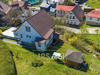 Prodej  rodinného domu 276 m², pozemek 788 m²