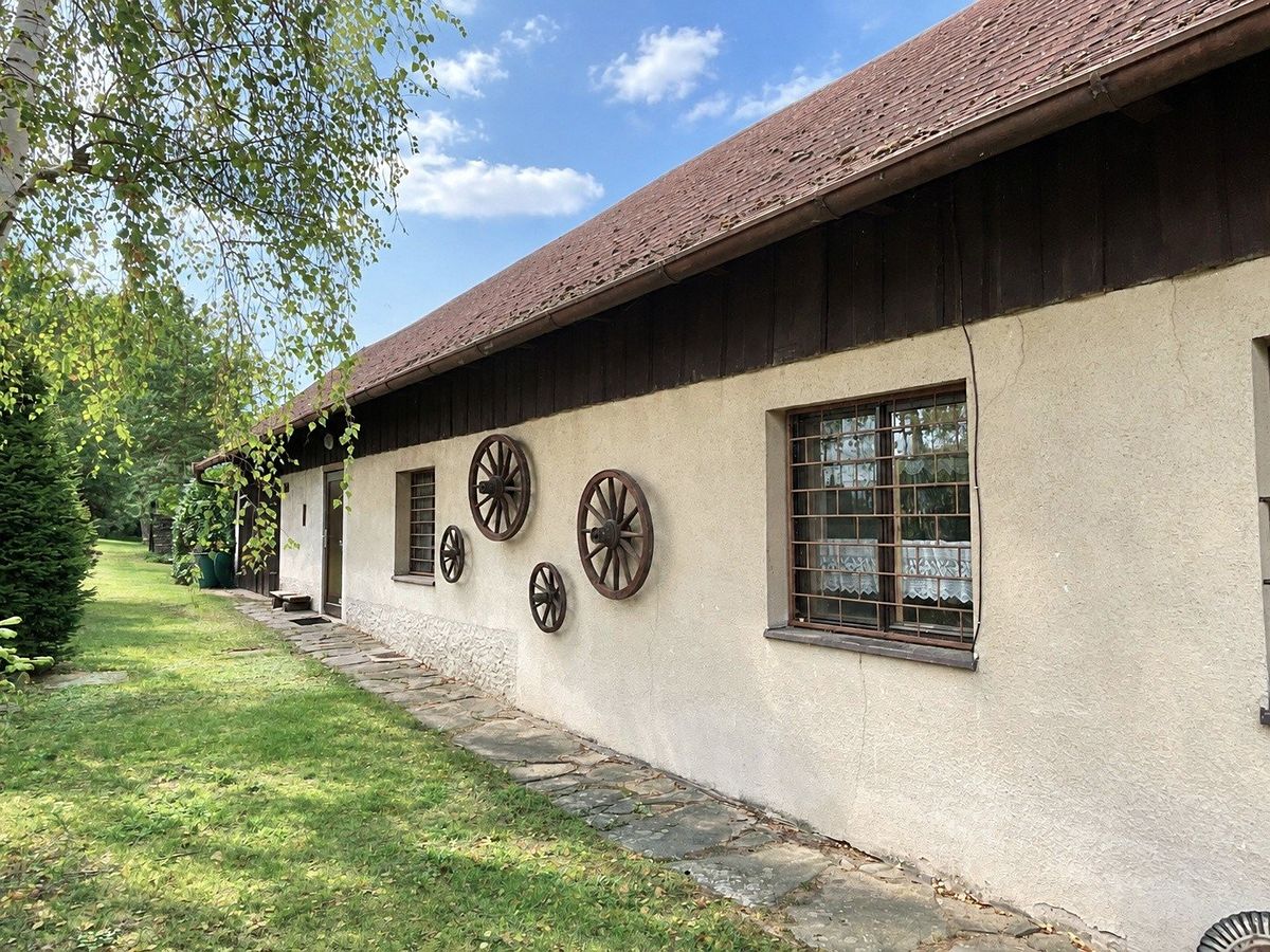 Prodej rodinného domu 123 m², pozemek 731 m² – fotografie 2