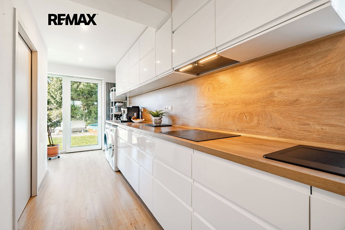 Prodej rodinného domu 163 m², pozemek 1205 m² – fotografie 5