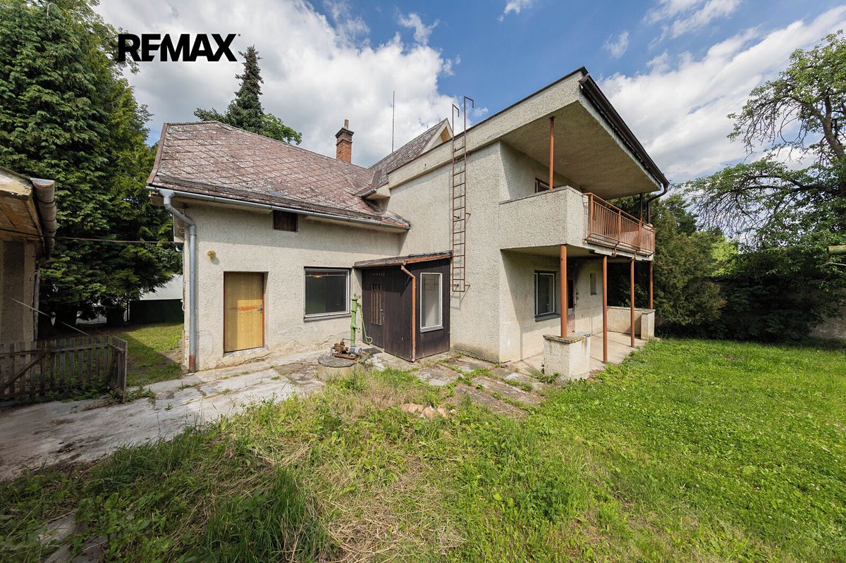 Prodej rodinného domu 231 m², pozemek 1714 m² – fotografie 5