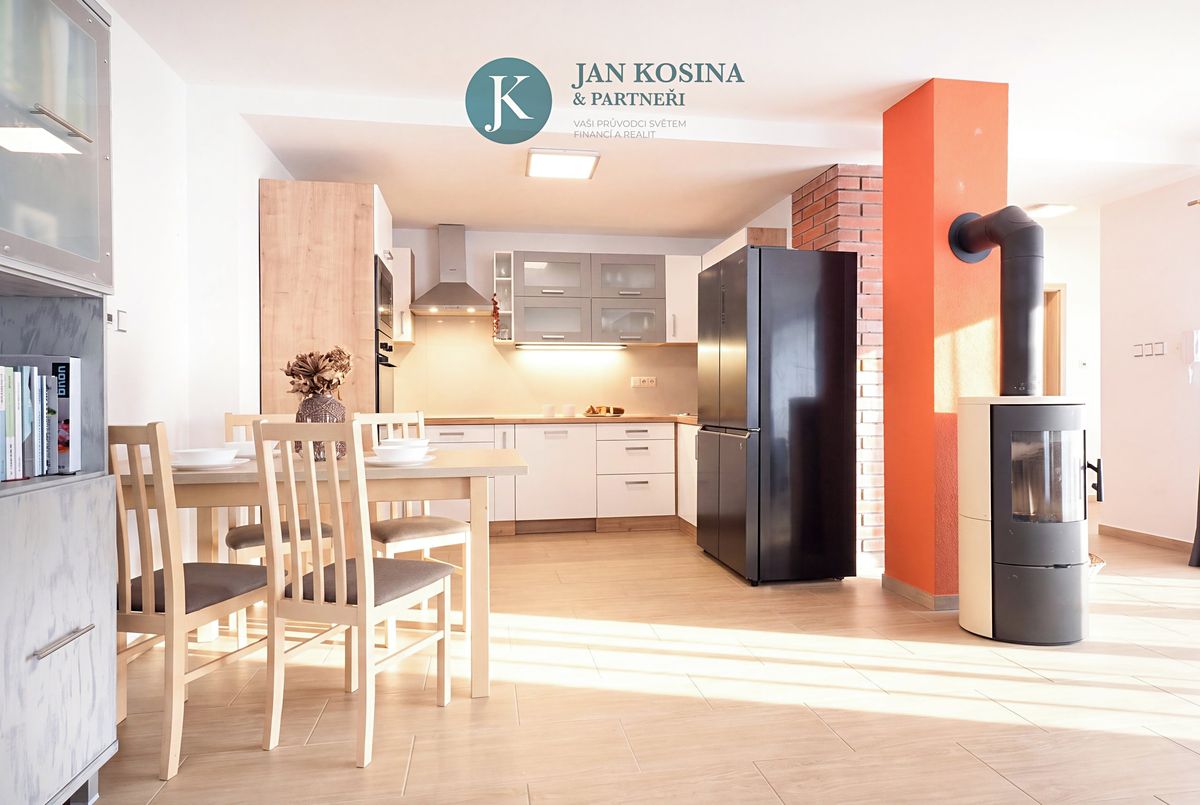 Prodej rodinného domu 150 m², pozemek 302 m² – fotografie 5