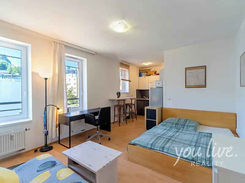 Prodej bytu 1+kk 28 m², Praha – náhled fotky 1
