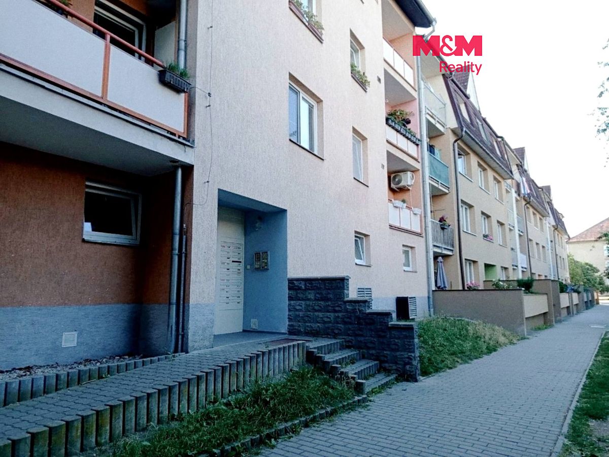 Pronájem bytu 3+kk 81 m²