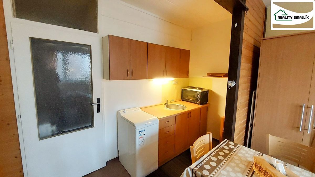 Pronájem bytu 1+kk 22 m² – fotografie 4