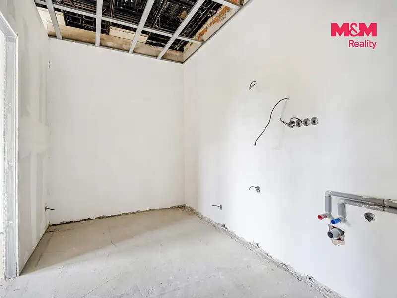 Prodej činžovního domu 1800 m², Chomutov – náhled fotky 2