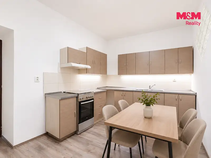 Prodej bytu 2+1 71 m², Nýrsko – náhled fotky 2