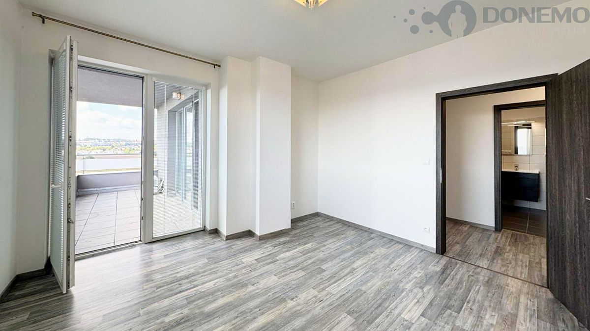 Pronájem bytu 3+kk 81 m² – fotografie 5