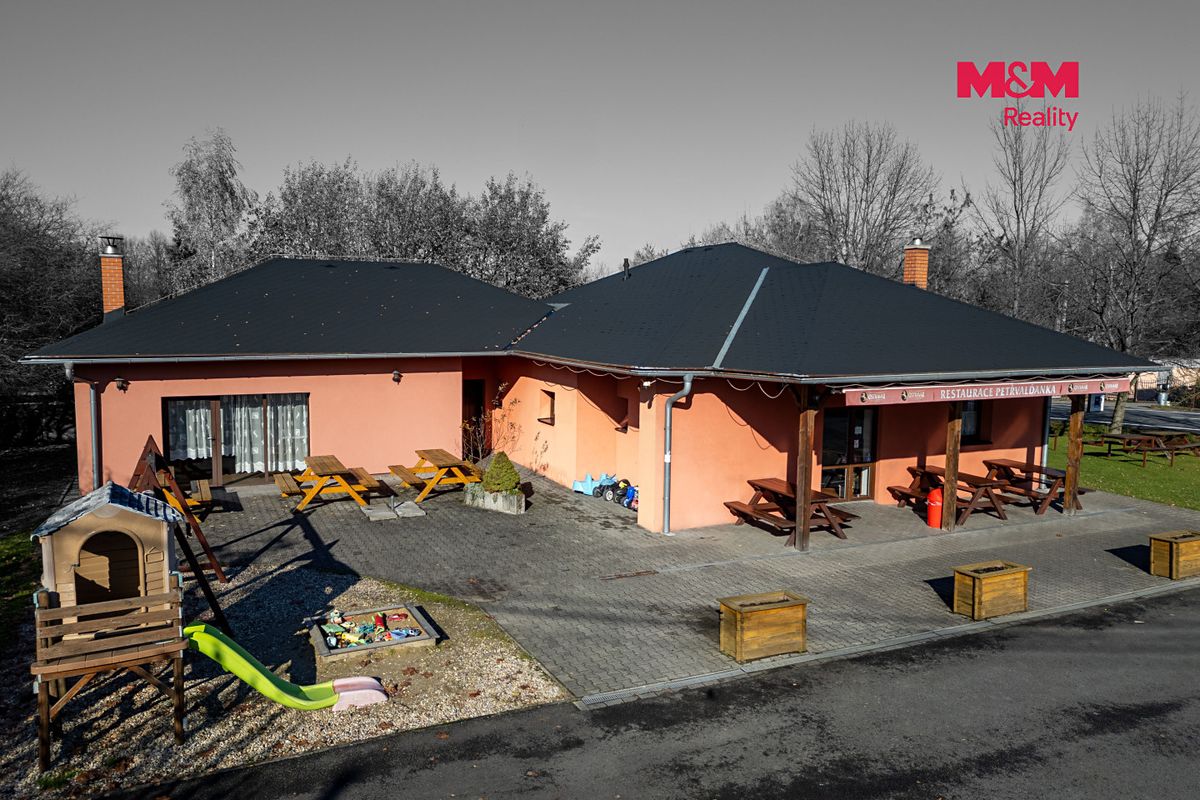 Prodej rodinného domu 168 m², pozemek 1468 m² – fotografie 2