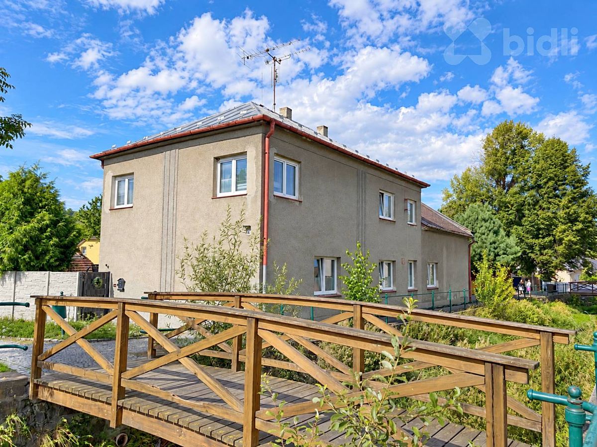 Prodej rodinného domu 200 m², pozemek 465 m²