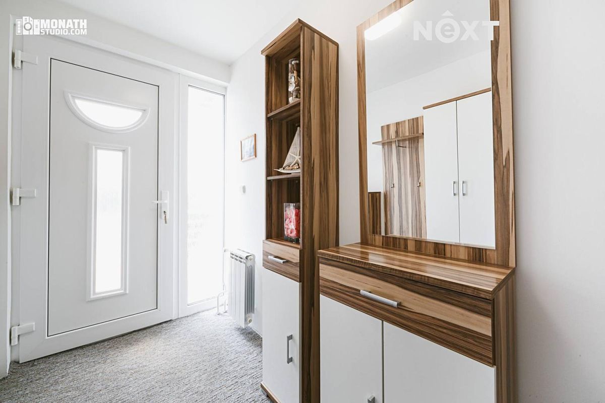 Prodej rodinného domu 196 m², pozemek 592 m² – fotografie 5