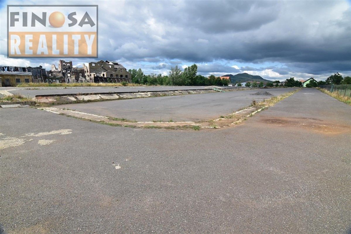 Prodej komerčního pozemku 12924 m²