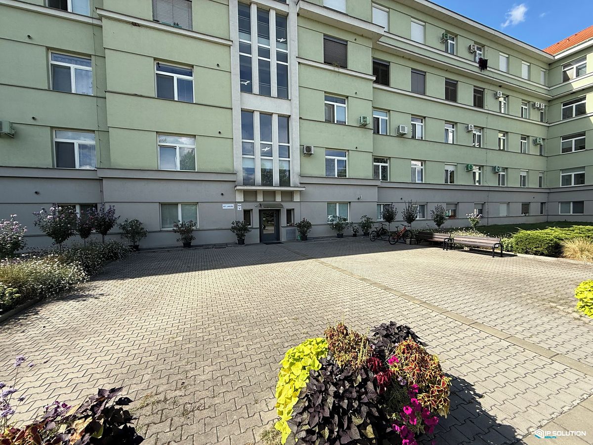 Pronájem bytu 2+kk 45 m²