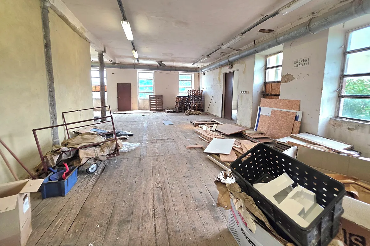 Pronájem výrobní haly, prostoru 3768 m² — fotografie 6