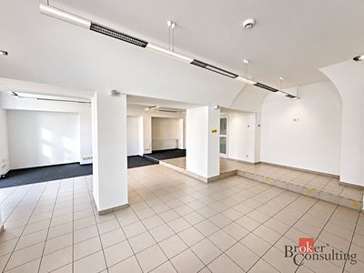 Pronájem kanceláře 180 m²