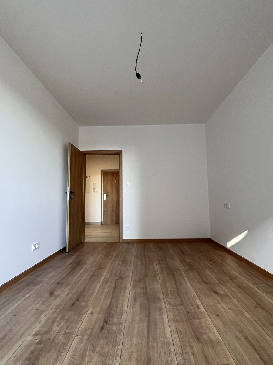 Pronájem bytu 2+kk 57 m² – fotografie 4