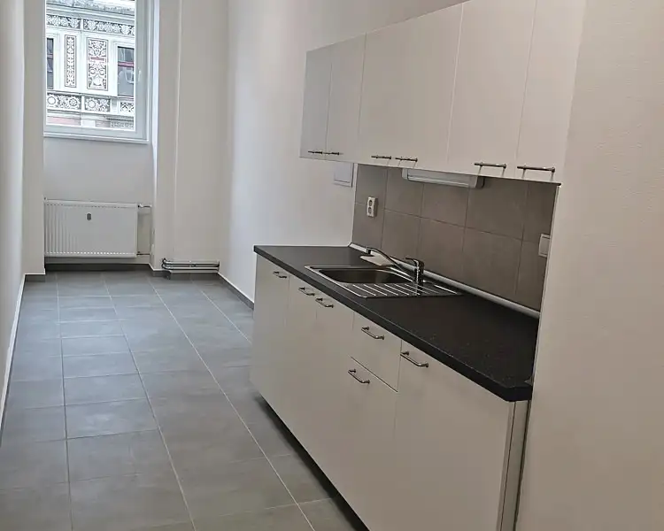 Pronájem kanceláře 16 m², Praha – náhled fotky 3