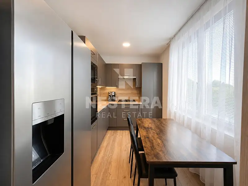 Prodej bytu 2+1 51 m², Praha – náhled fotky 1