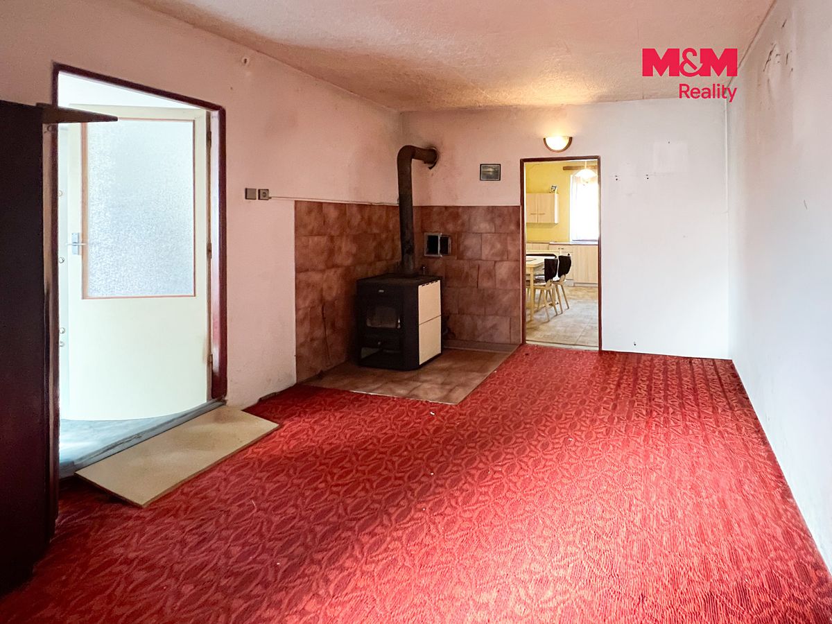 Prodej rodinného domu 120 m², pozemek 681 m² – fotografie 4