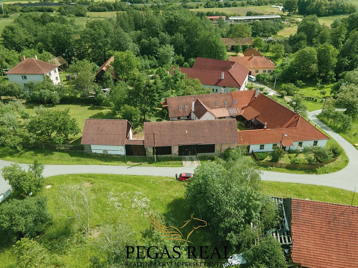 Prodej zemědělské usedlosti 350 m², pozemek 1993 m²