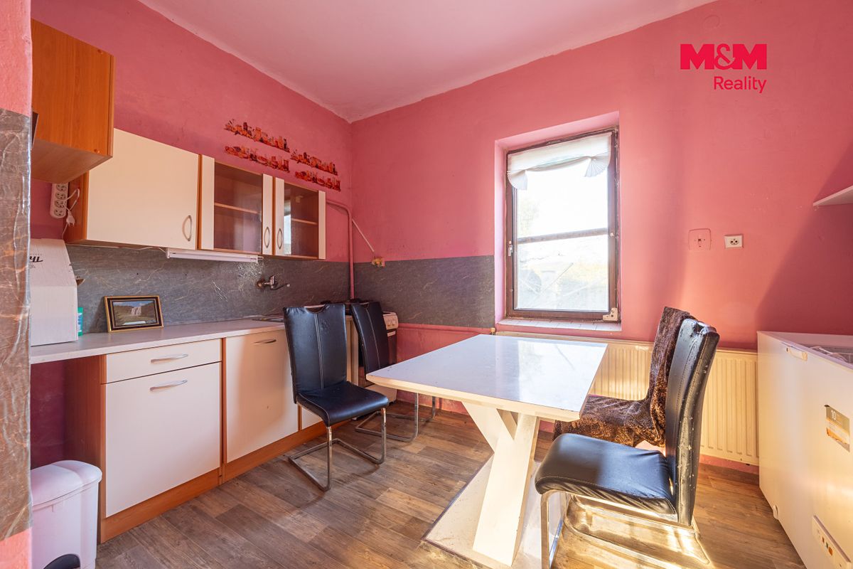 Prodej rodinného domu 157 m², pozemek 468 m² – fotografie 3