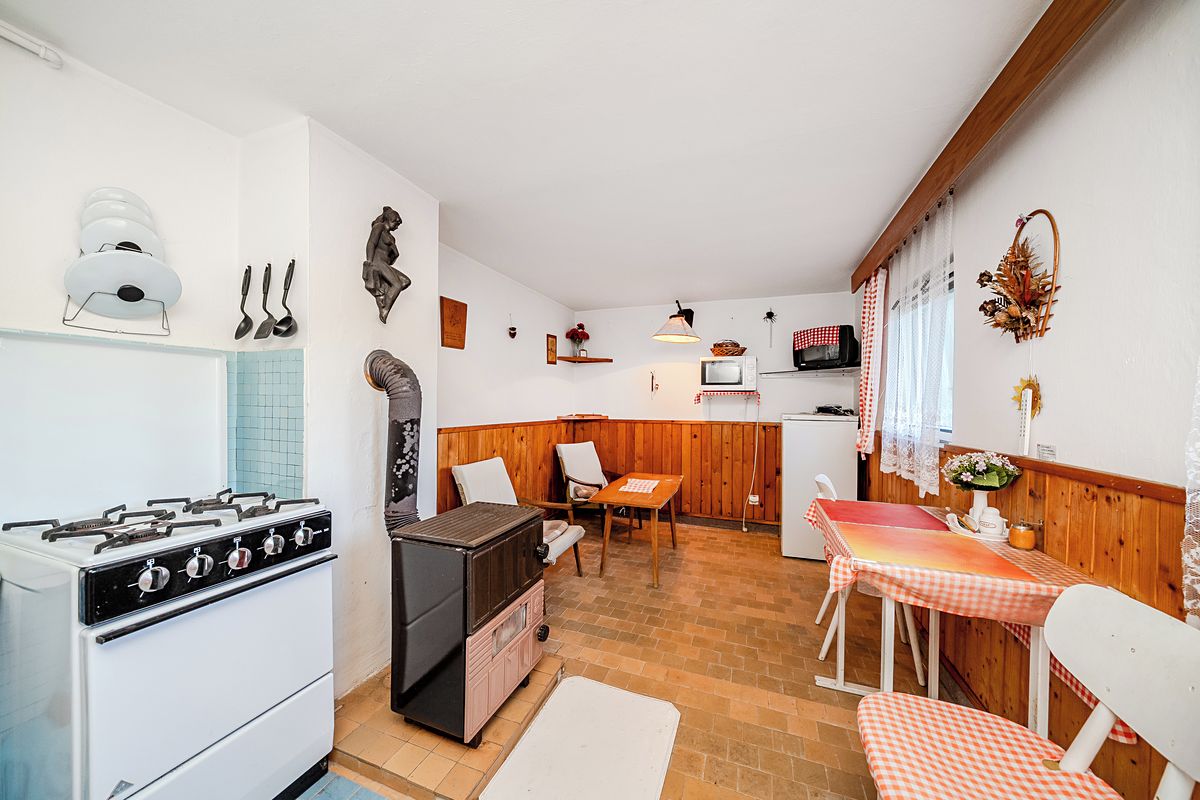 Prodej chaty 32 m², pozemek 463 m² – fotografie 4