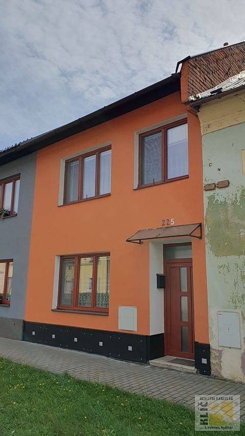 Prodej rodinného domu 150 m², pozemek 375 m²