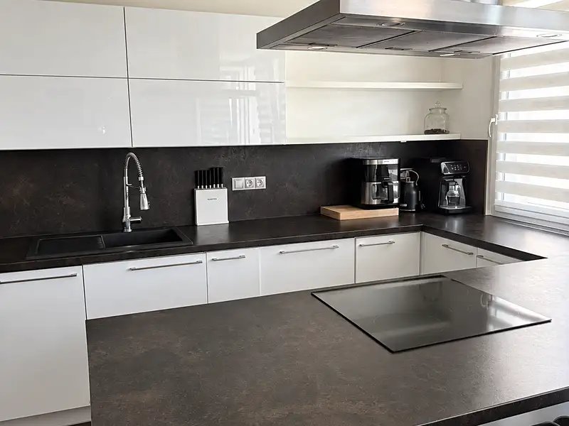 Prodej bytu 3+kk 77 m², Praha – náhled fotky 2