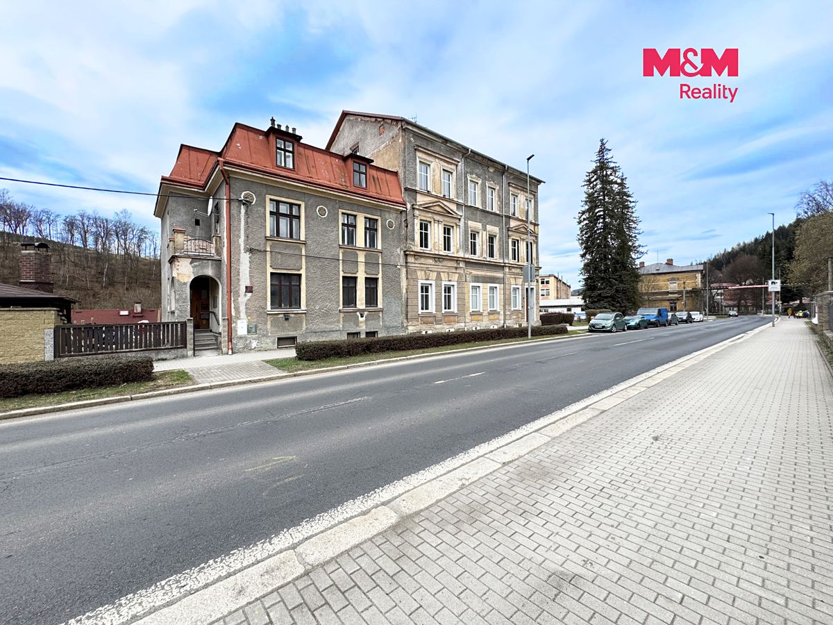 Pronájem bytu 1+kk 32 m² – fotografie 2