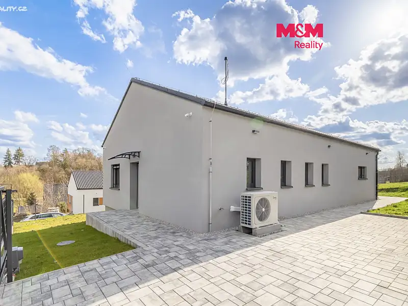 Prodej rodinného domu 105 m², pozemek 764 m², Žermanice – náhled fotky 1