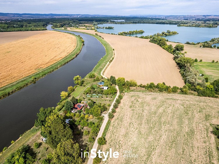 Prodej pozemku, 1 689 m² (24 z 25)